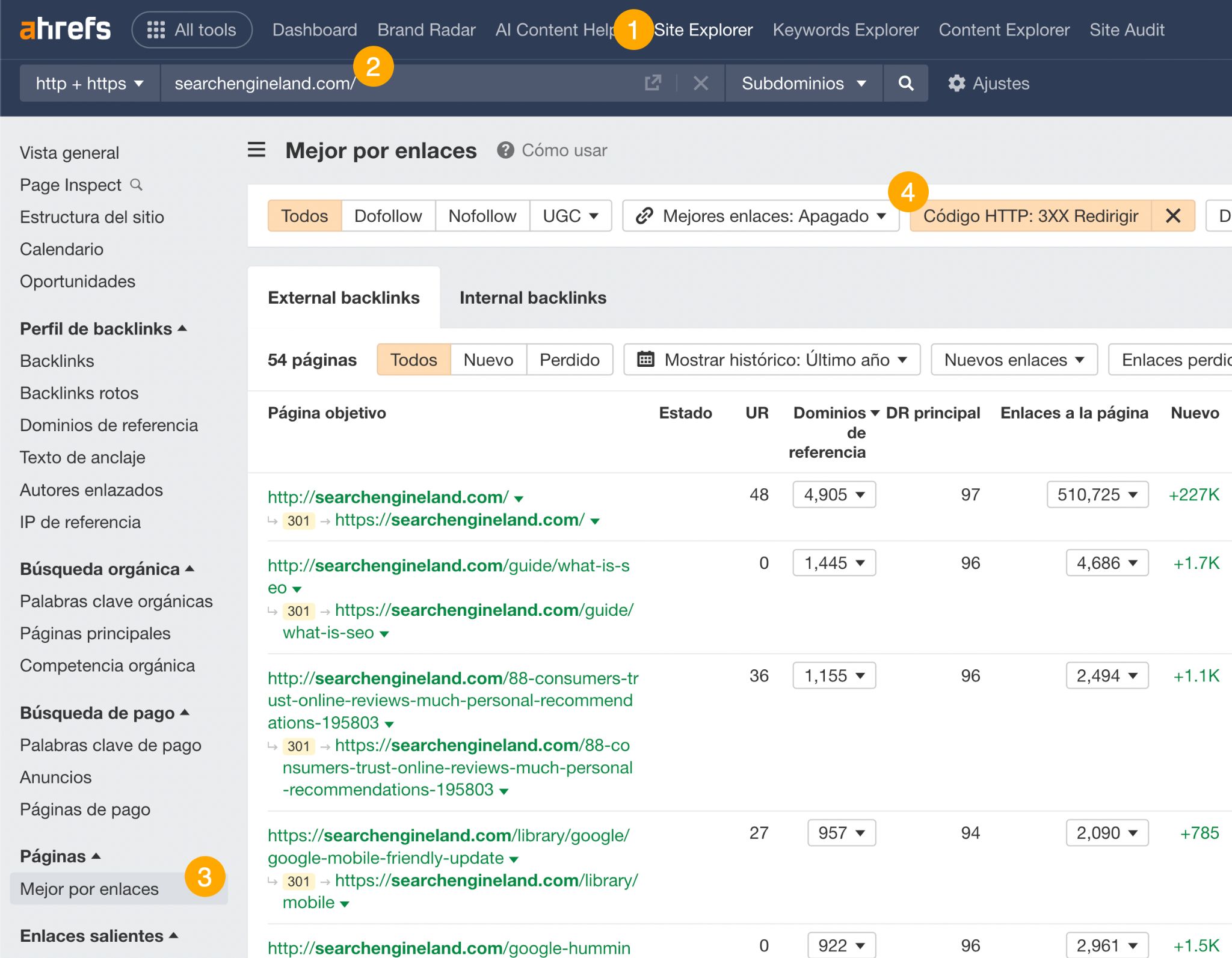 Filtro de 301 para encontrar las redirecciones irrelevantes de tus competidores a través del informe de Mejor por enlaces de Site Explorer. 