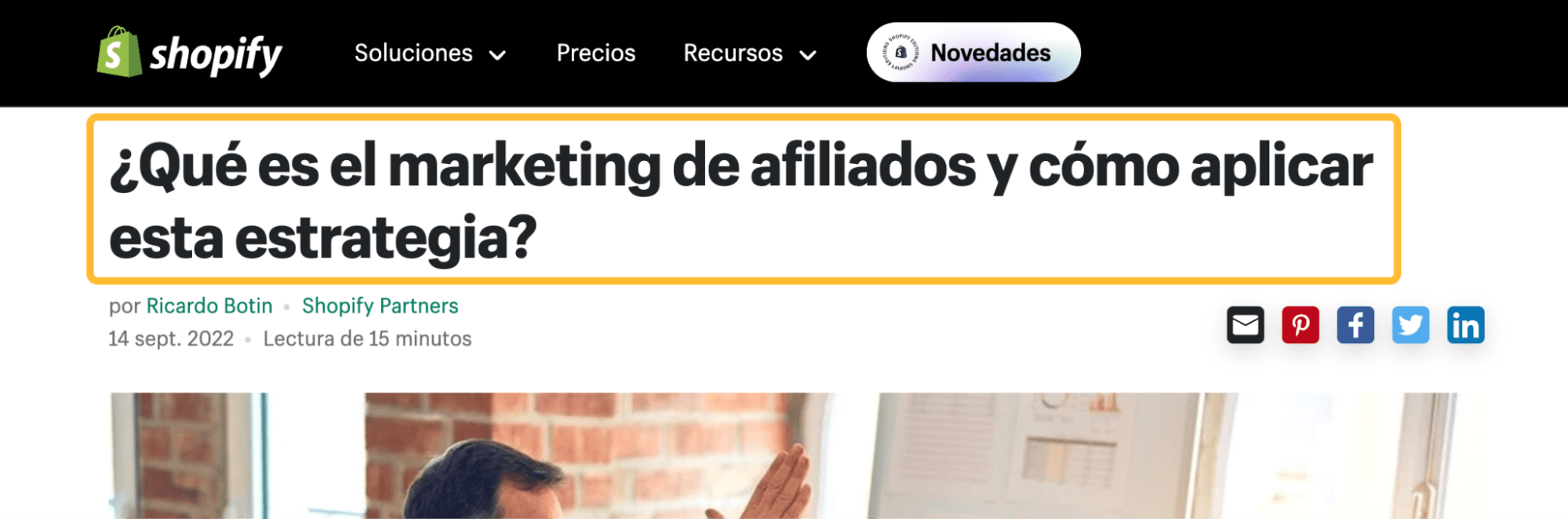 Los primeros resultados de "marketing de afiliados" incluyen una definición.