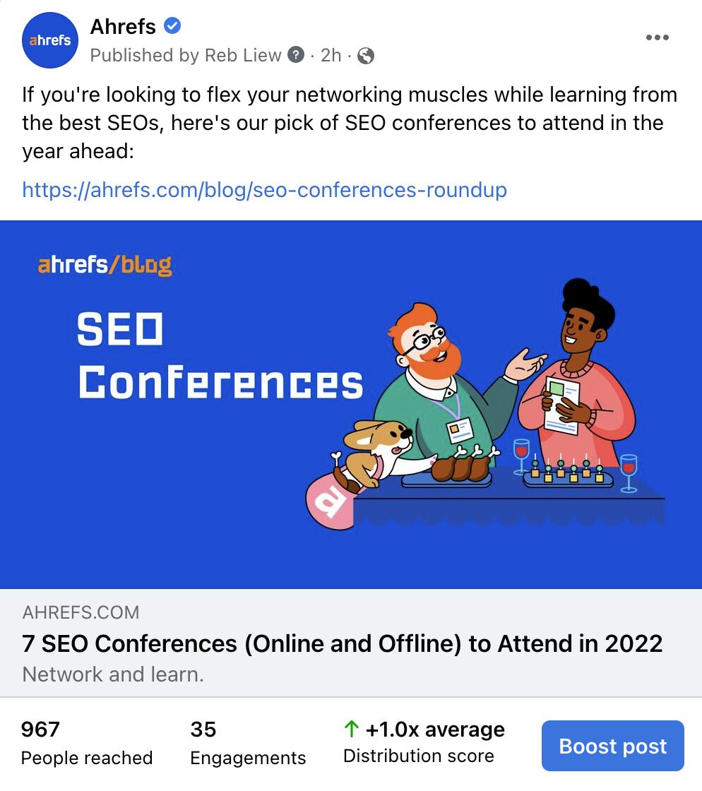 Publicación en Facebook de uno de los artículos de Ahrefs; en particular, botón "Boost post" en la esquina inferior derecha.