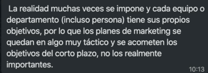 Respuesta en WhatsApp sobre el Plan de Marketing