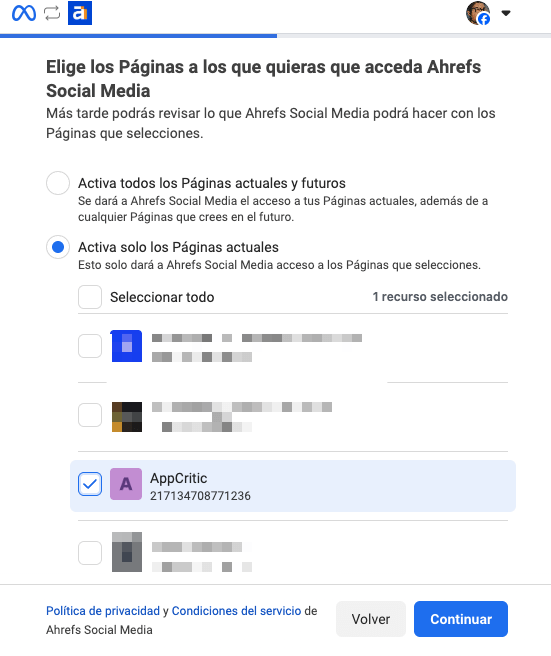 Selección de páginas de Facebook en Social Media Manager