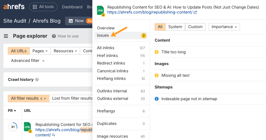 Captura de pantalla de Ahrefs mostrando una auditoría del sitio para un post del blog, destacando 2 problemas: "Título demasiado largo" y "Falta texto alternativo".