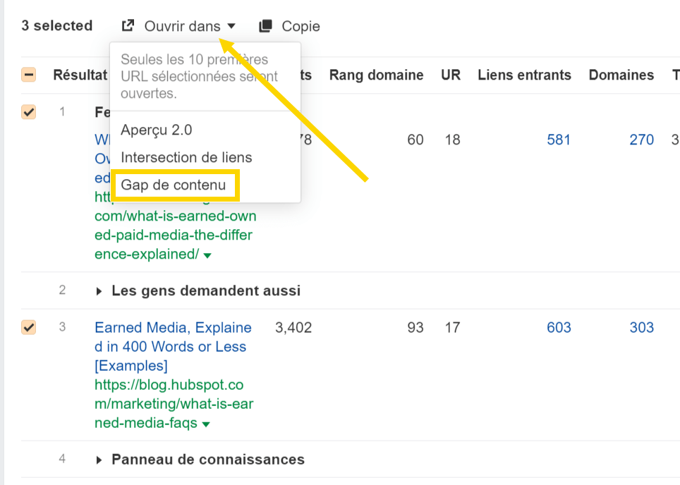 Trouver des opportunités de lacunes de contenu dans les pages les mieux classées, via l'explorateur de mots-clés d'Ahrefs.