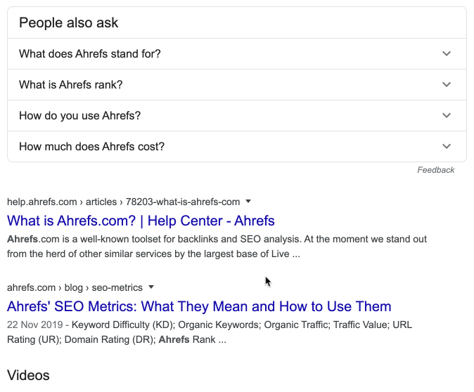 People Also Askボックスで、質問をクリックするたびに関連質問が追加で表示される様子を示す図。