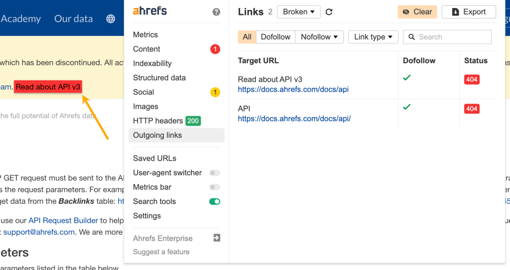 Ahrefs SEO Toolbar のリンクハイライト画面。ページ上の各リンク切れの正確な位置が表示されている様子。
