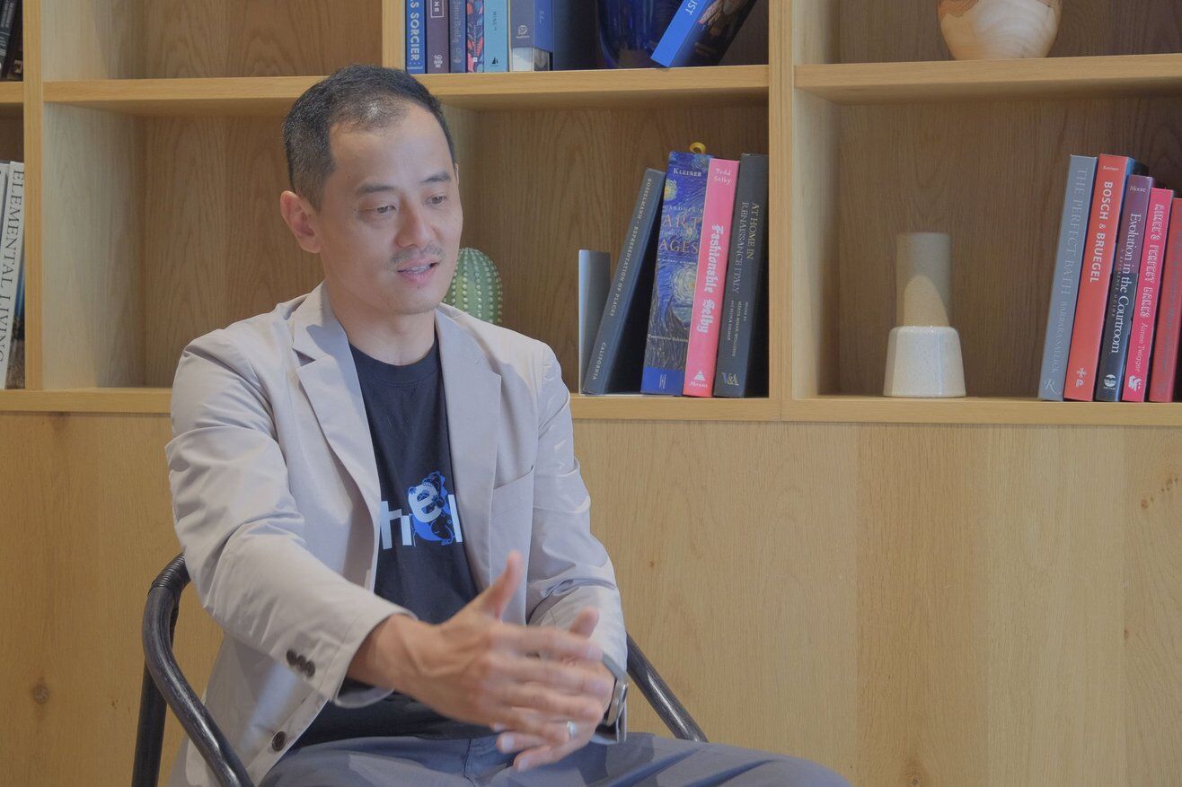 河原田氏インタビューの様子。都内のオフィススペースにて。