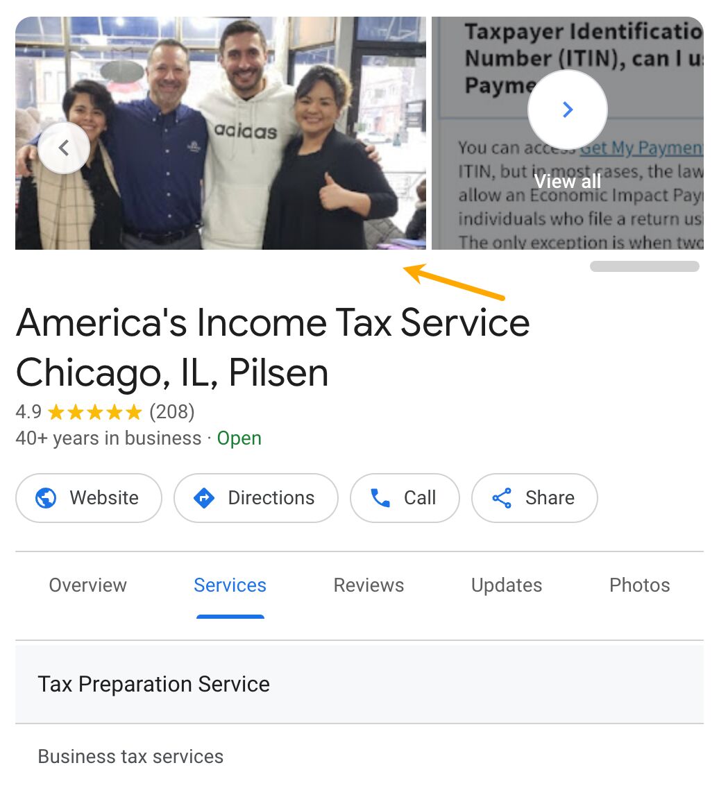 A photo with happy customers shows the power of emotional connection — proof that when people feel understood and supported, trust naturally follows. 